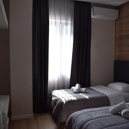 Bluepoint Hotel Tepelene Экстерьер фото