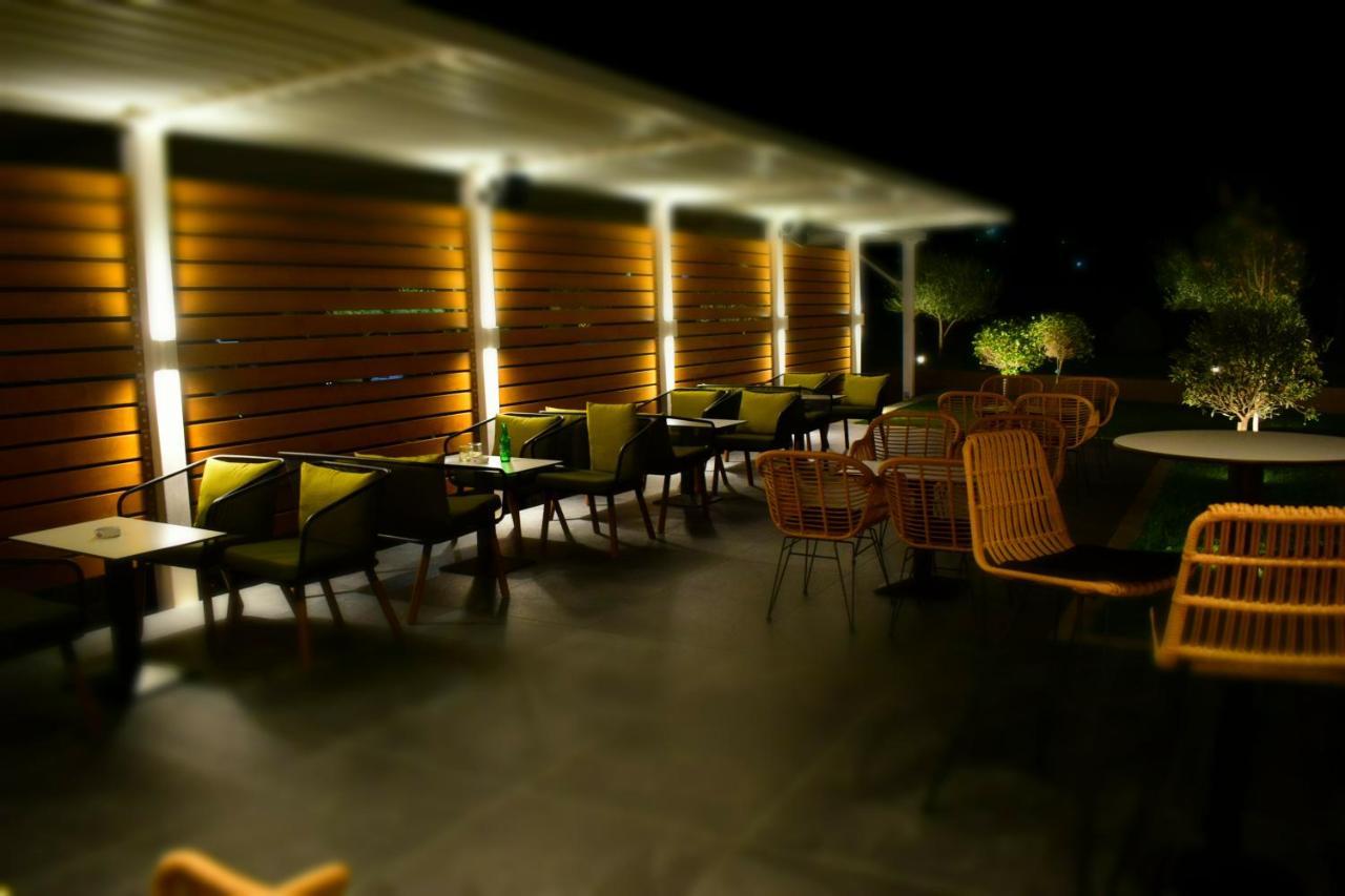 Bluepoint Hotel Tepelene Экстерьер фото